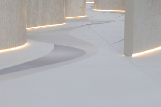 SapienStone conquista el Salone del Mobile 2024: Una explosión de diseño y creatividad