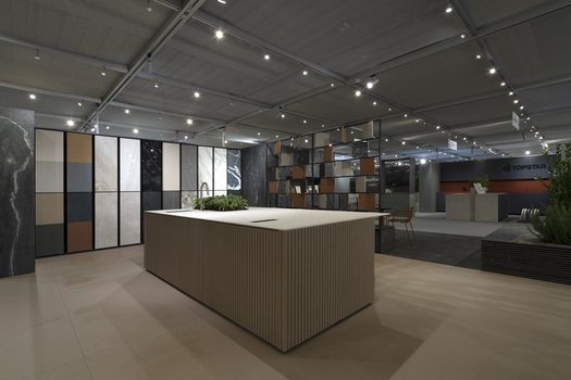 Sapienstone en la feria SICAM 2024: Diseño innovador y superficies en la vanguardia para el diseño de interiores