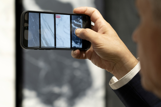 Sapienstone en la feria SICAM 2024: Diseño innovador y superficies en la vanguardia para el diseño de interiores