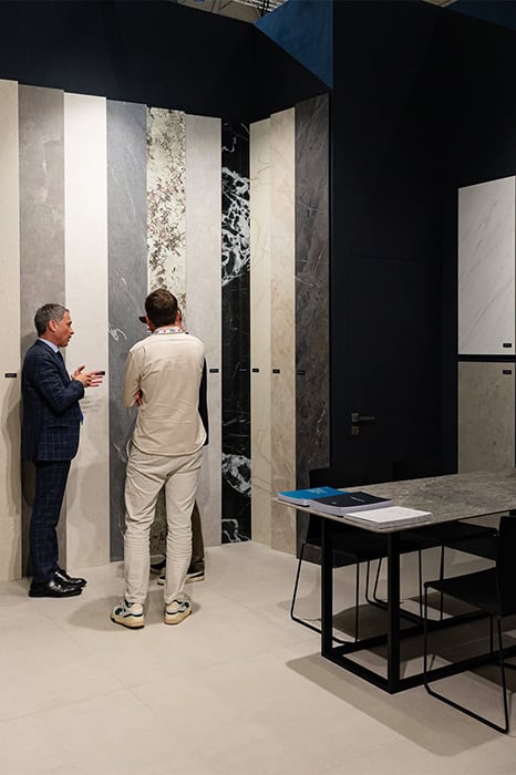 Las superficies cerámicas de Sapienstone aterrizan en Interzum 2025